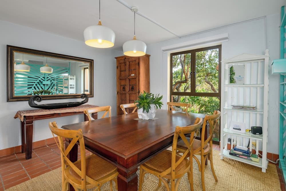 San Lameer Villa Rentals 1924