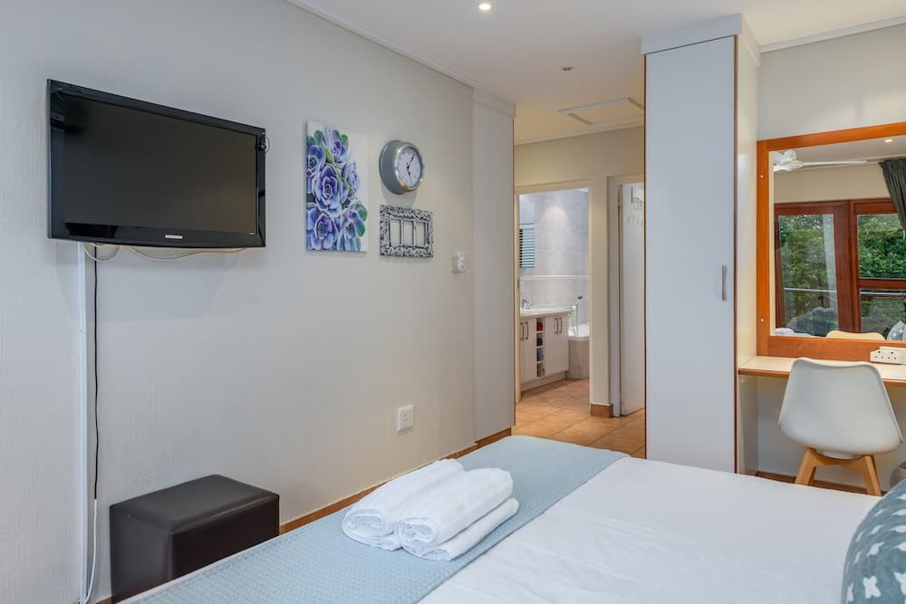 San Lameer Villa Rentals 14105