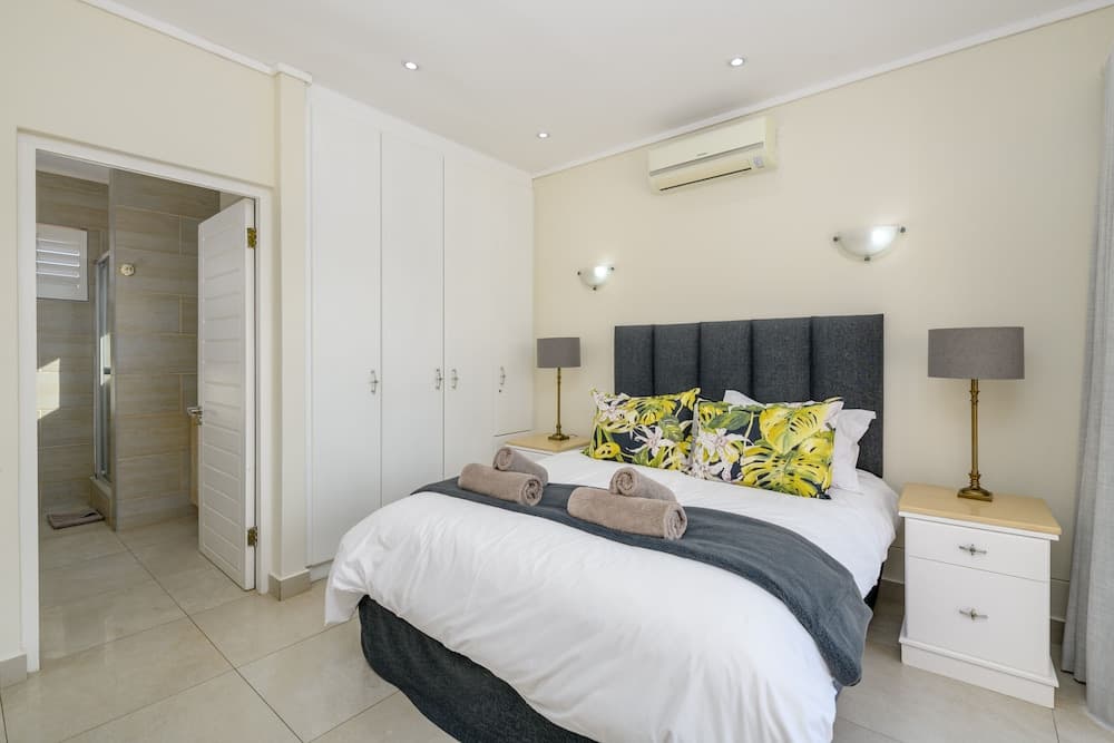 San Lameer Villa Rentals 14014