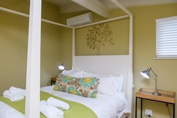 San Lameer Villa Rentals 2417