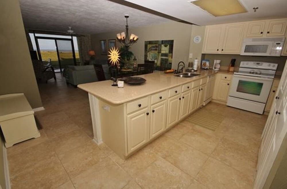 Chadham by the Sea 118 Apartment 3