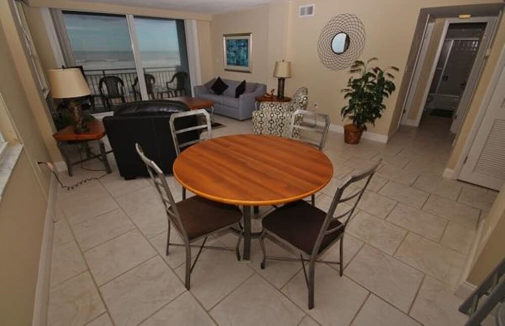 Coronado Towers 205 Apartment 3