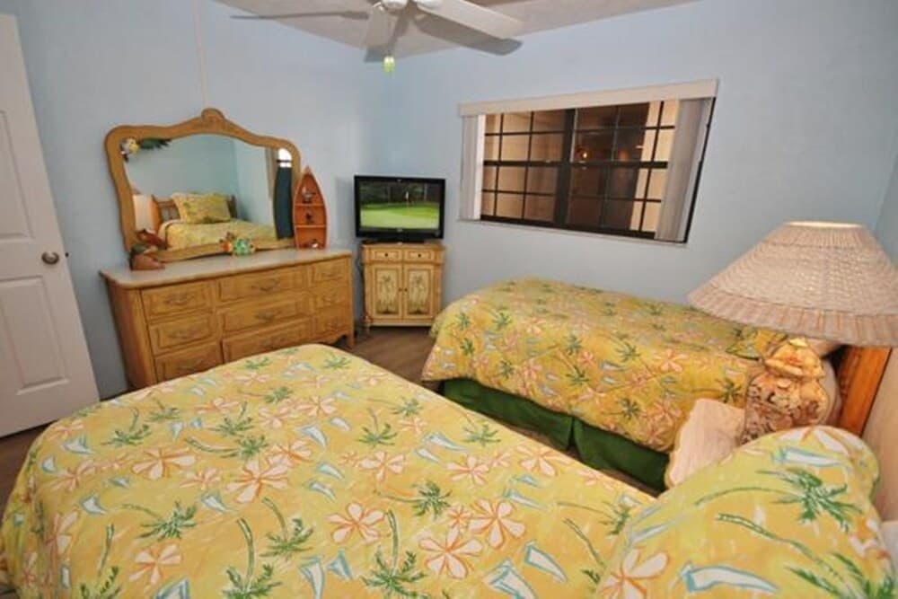 Hacienda Del Sol II 413 Apartment 2