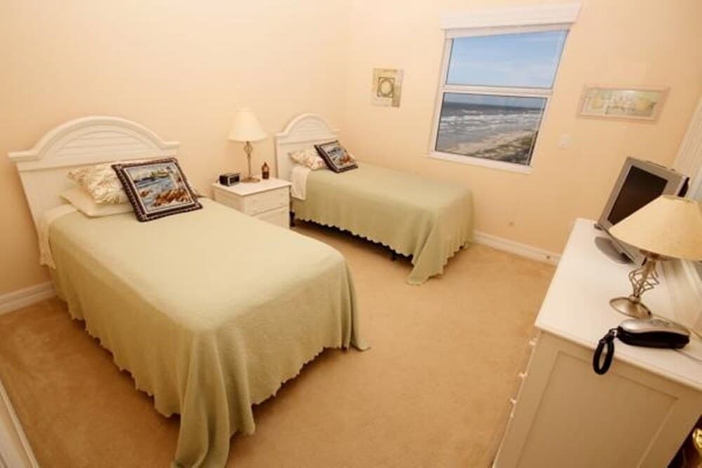 Malibu 704 Apartment 3