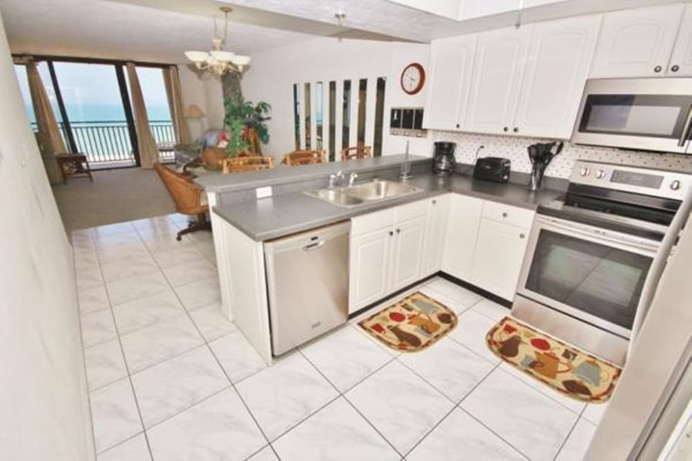 Moontide B707 Apartment 2