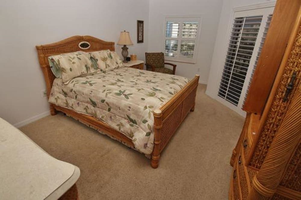 Oceanwalk 3-604 Apartment 3