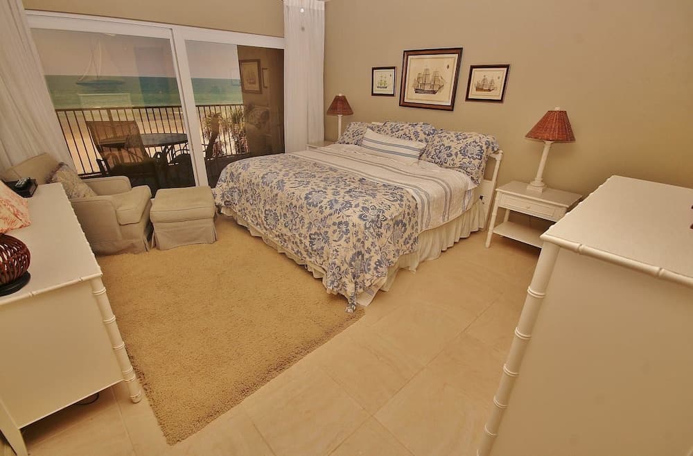 Schooner Point A204 Apartment 3