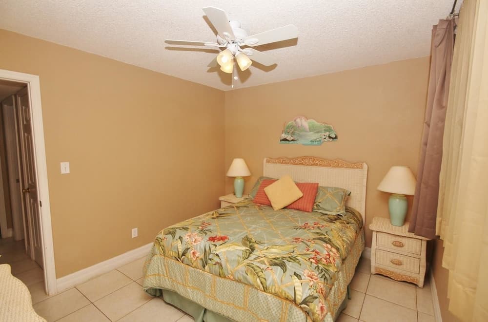 Sea Coast Gardens II 301 Apartment 2