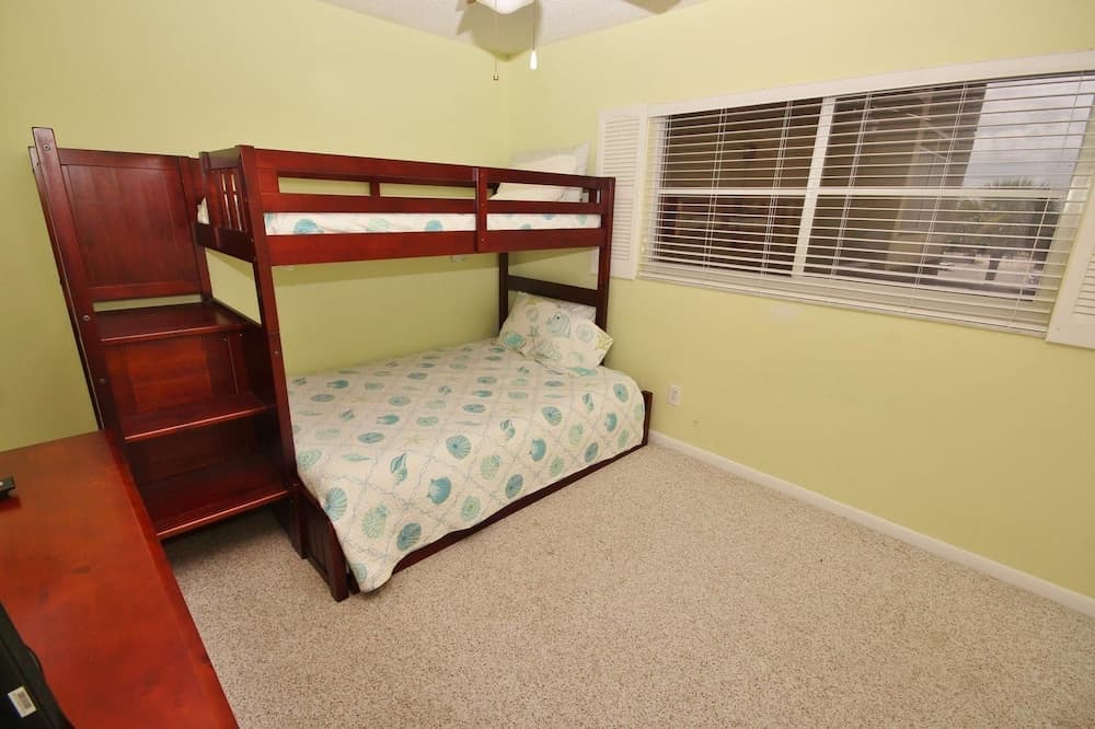 Sea Coast Gardens III 302 Apartment 2