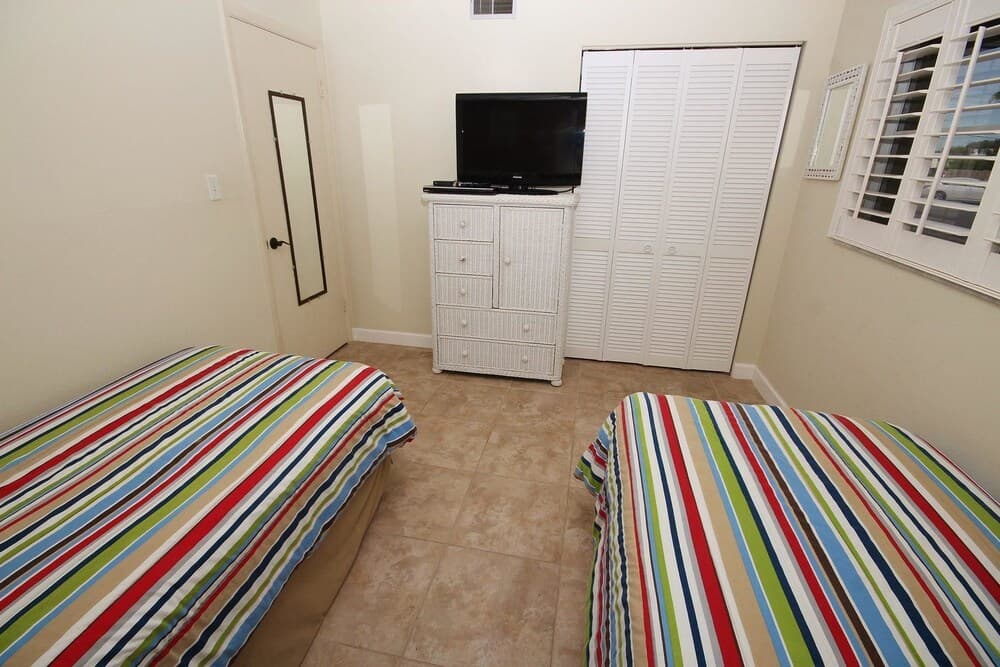 Sea Coast Gardens II 109 Apartment 2