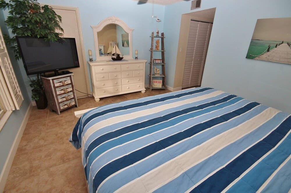 Sea Coast Gardens II 109 Apartment 2