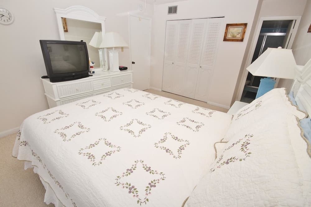 Sea Coast Gardens II 413 Apartment 2