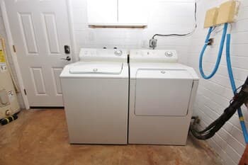 Sandy Toes on Cedar Apartment 2