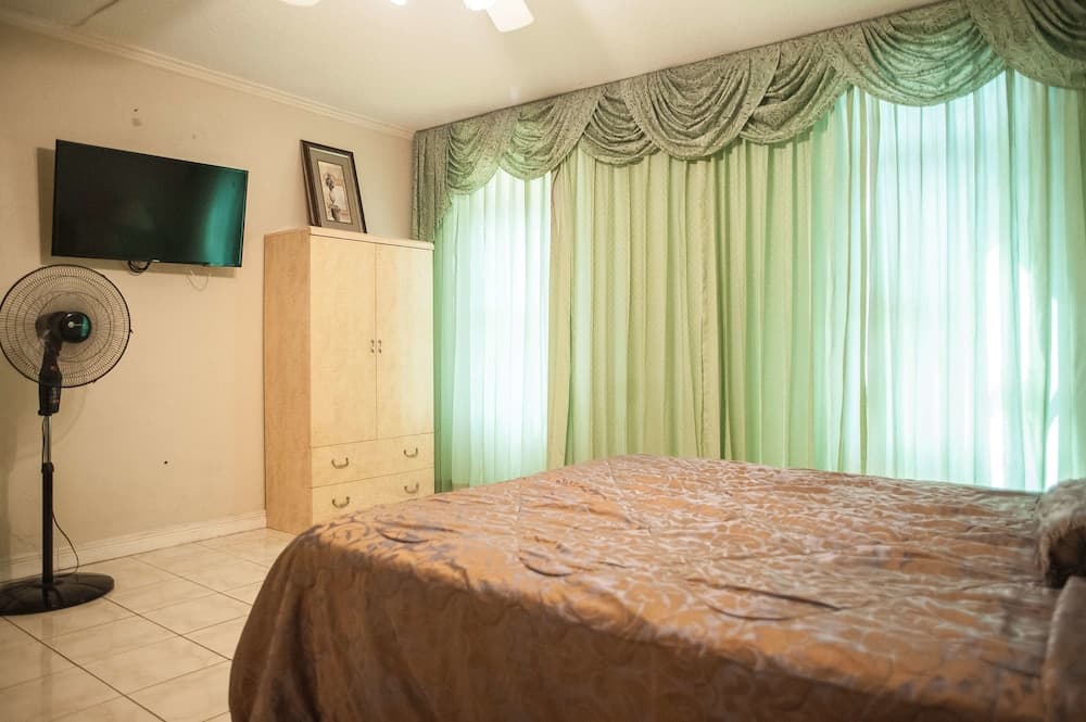 Ocean Breeze at Montego Bay Club Resort