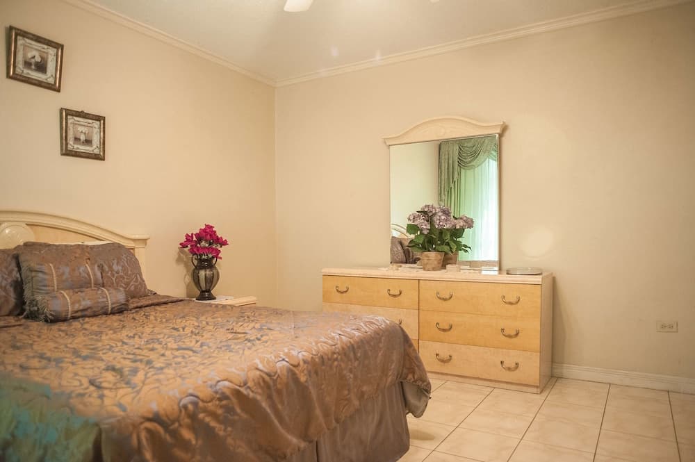 Ocean Breeze at Montego Bay Club Resort