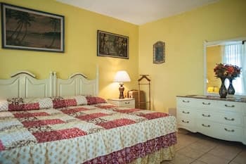 Ocean View Suit-Montego Bay Club Resort