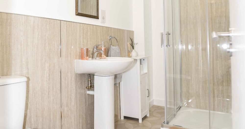 Aberdeen City Modern Apartment