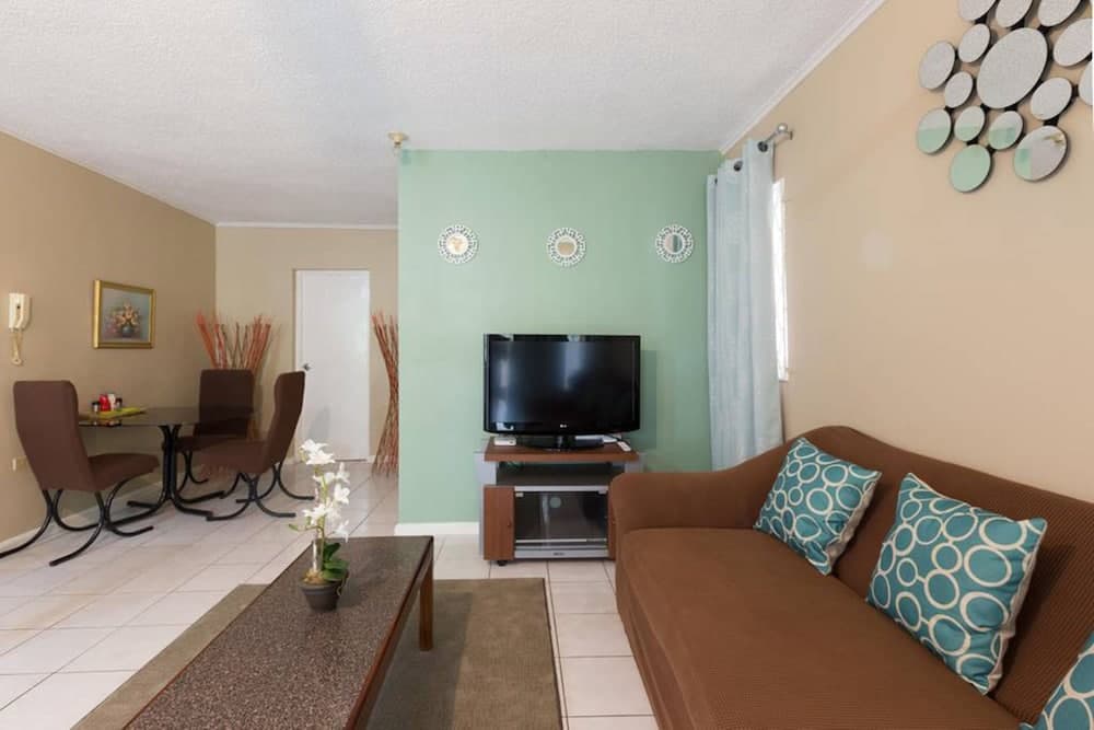 Kingston Most Centrally Located One Bdrm