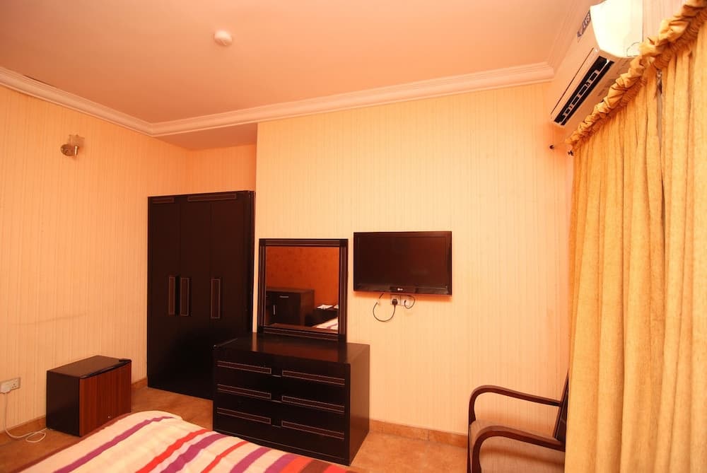 Grandville Hotel & Resort