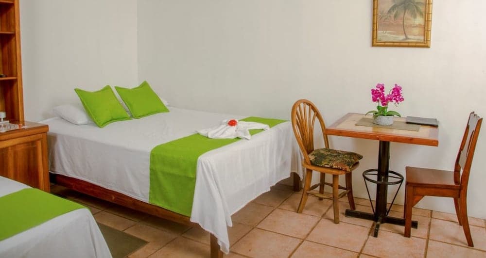 Hotel y Restaurante Costa Coral