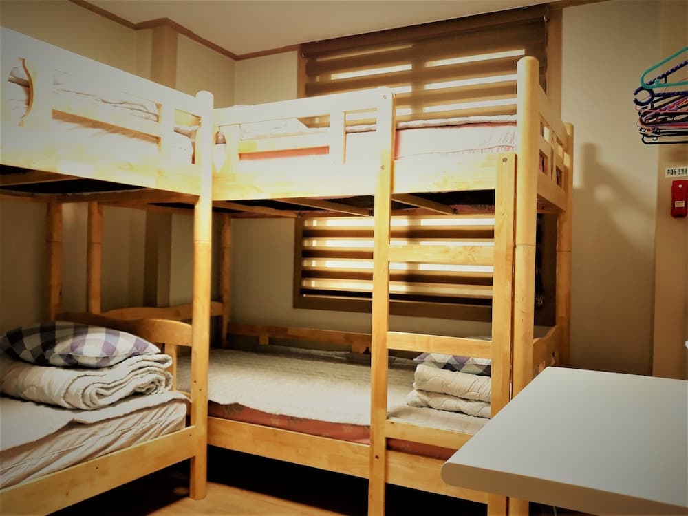 Work Life Balance Guesthouse Busan Station - Hostel