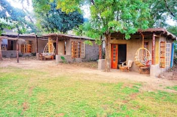 Mountain bikes house and Eco bungalow - Hostel