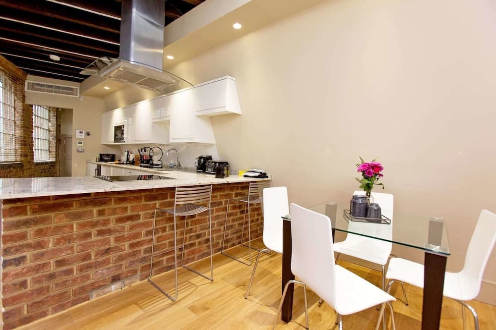 Luxury Loft Oxford Street with AC