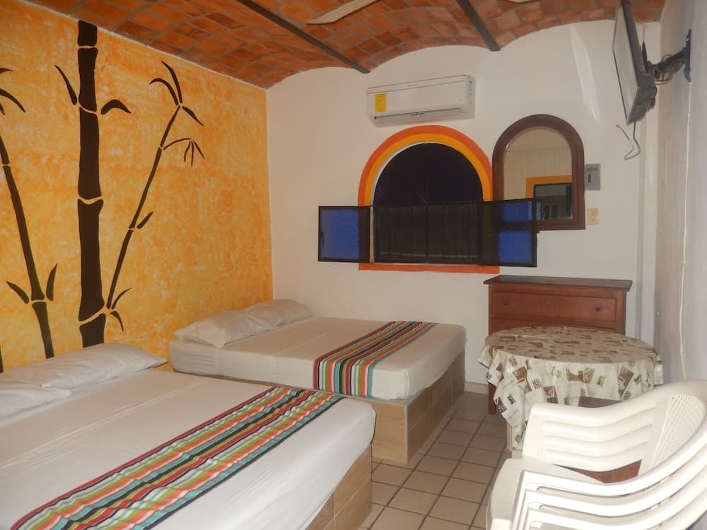 Bungalows y Hotel Lizmar