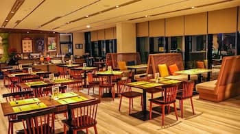 MaxOneHotels.com at Balikpapan - CHSE Certified