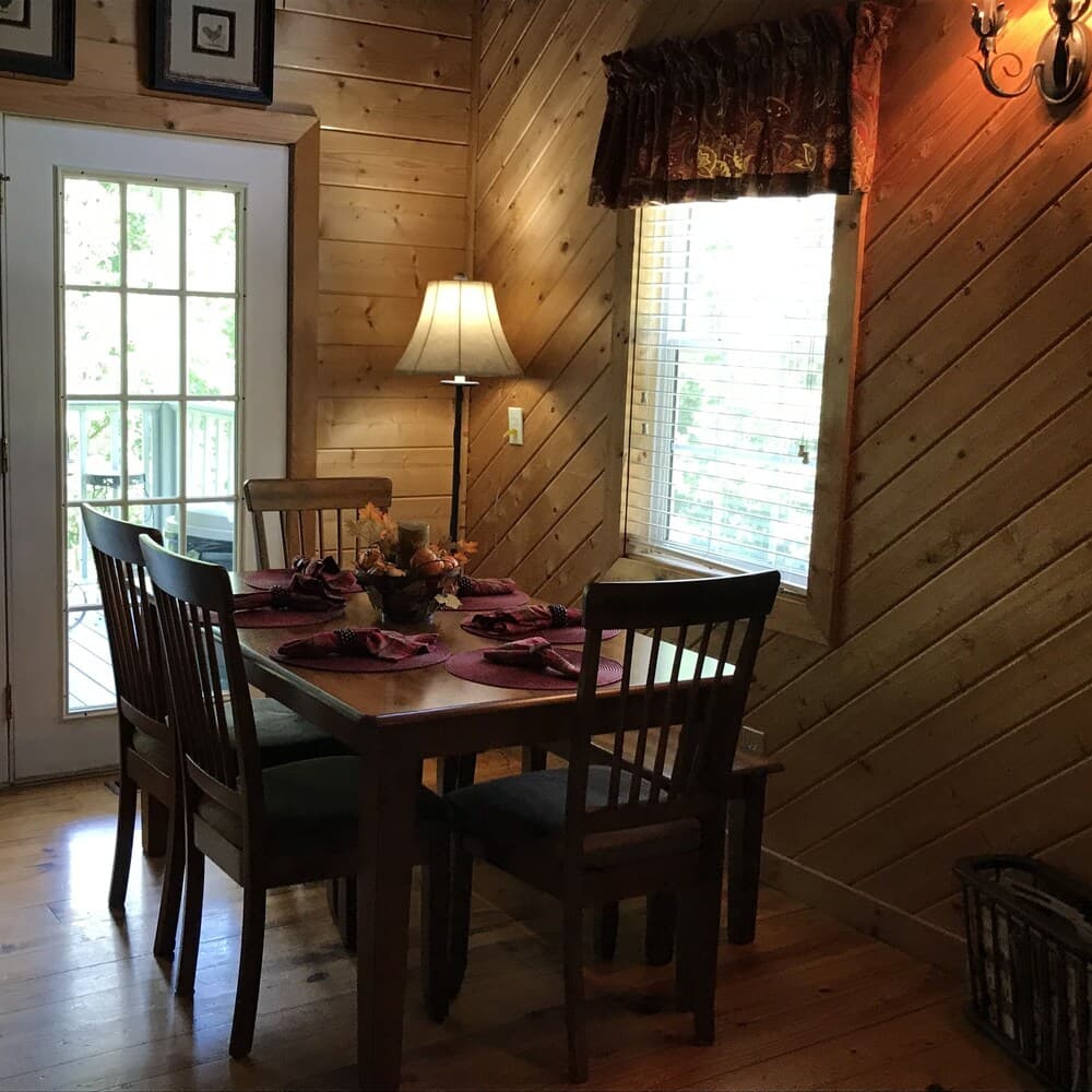 Iris At Blairsville 2 Bedroom Cabin by Redawning