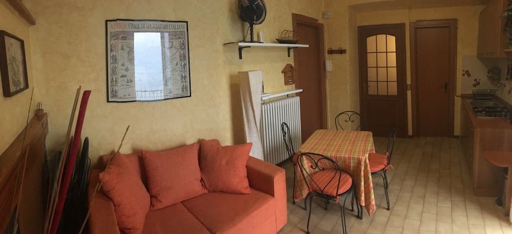 Il Salice on the Lake