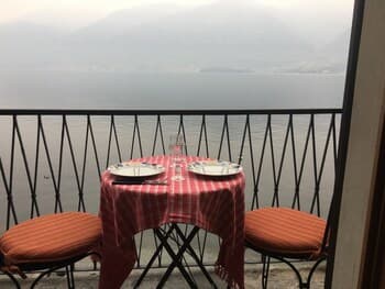 Il Salice on the Lake