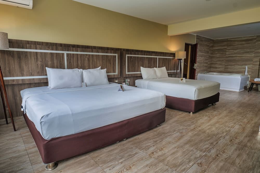 Rado Hotel - Quintanas