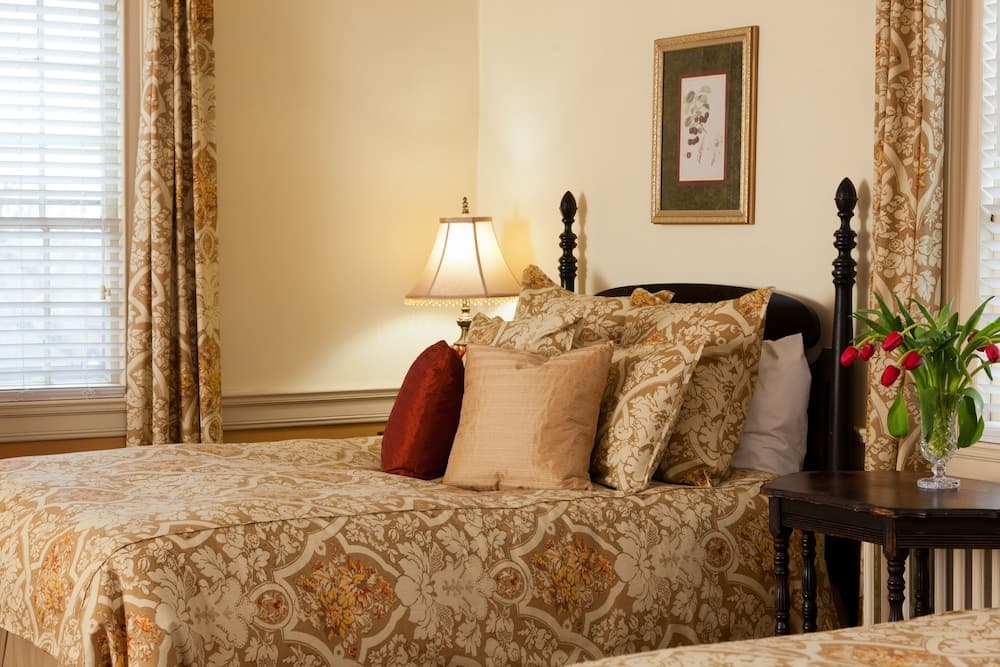 Inn and Tavern at Meander