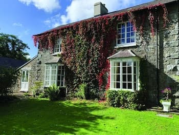 Pontyclerc Farm House B&B