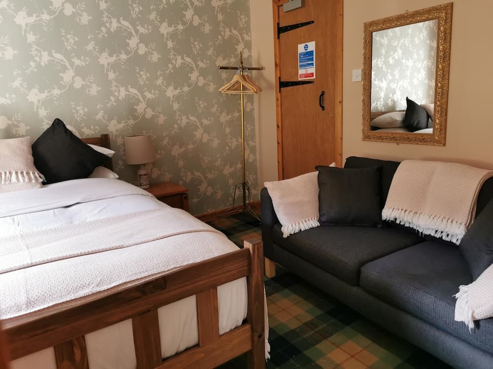 The Whistlefield Inn