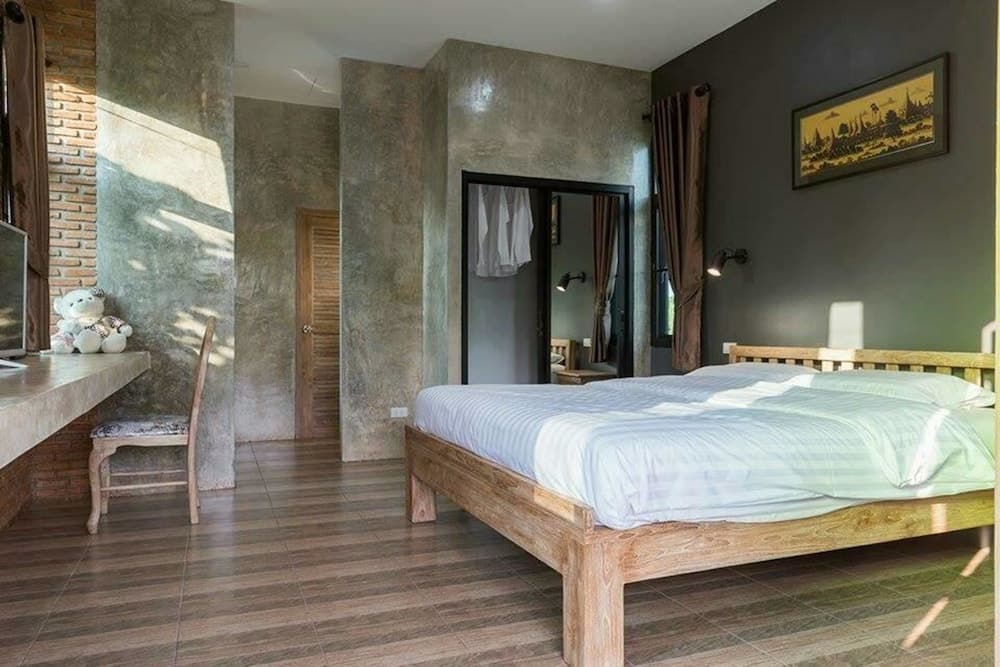 Baansuan Tisa Resort