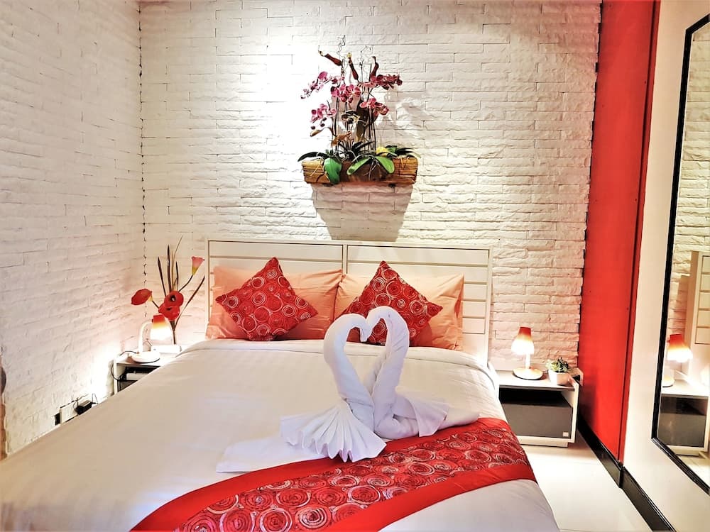 Patong Tower 2.1 Patong Beach by PHR