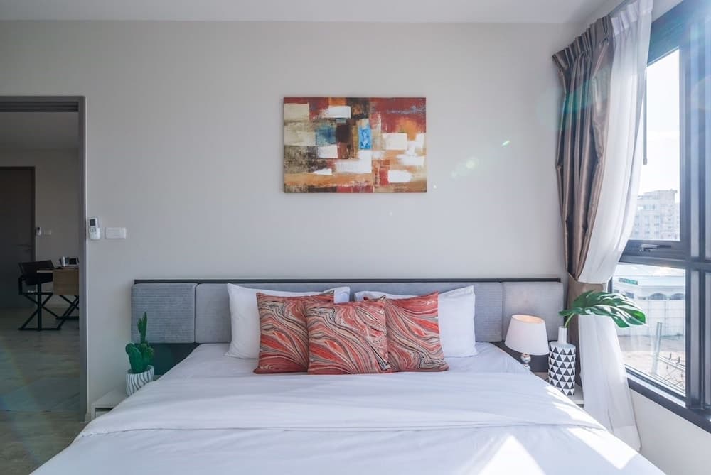 The Base Condo Pattaya by Supee