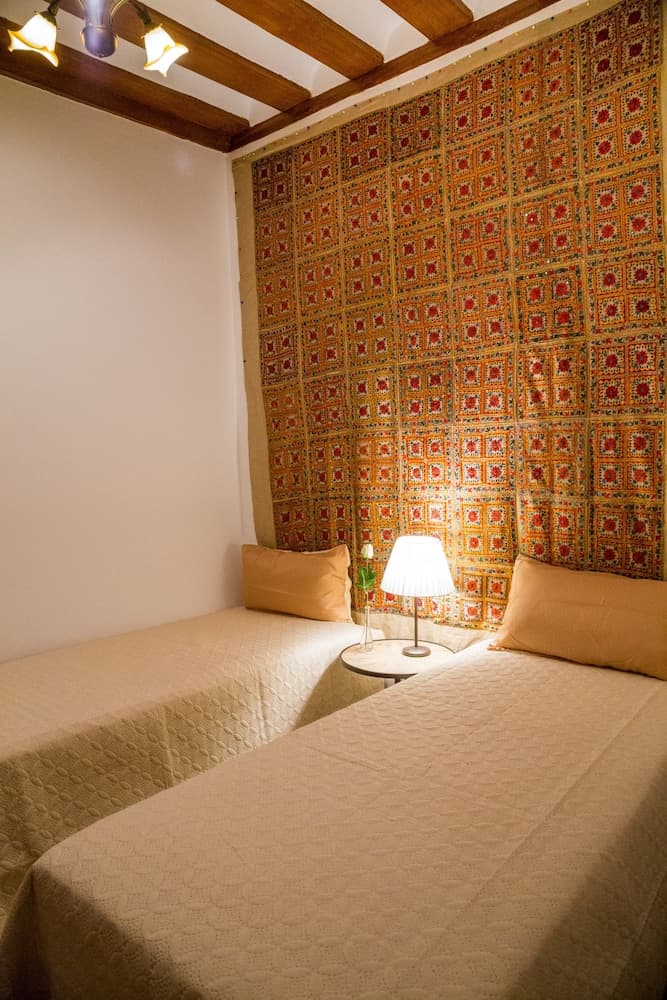 La casa de los Infantes by Toledo AP