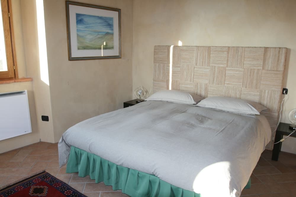 Sacreterre Room & Breakfast