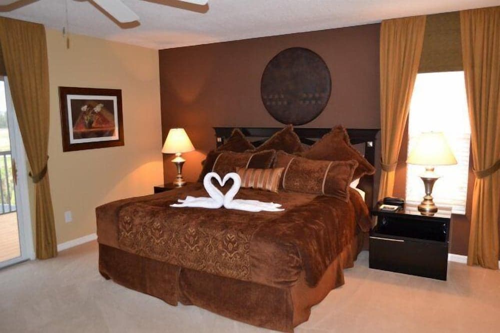 Ip60471 - The Shire at West Haven - 5 Bed 3 Baths Villa