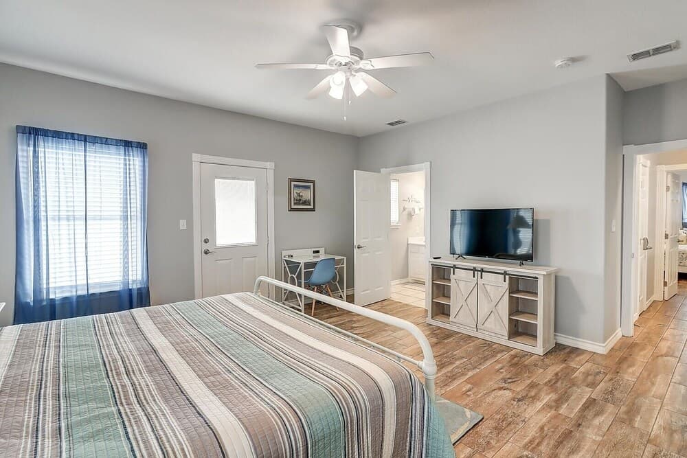 Lemonade House Mr109 3 Bedroom Home by Redawning