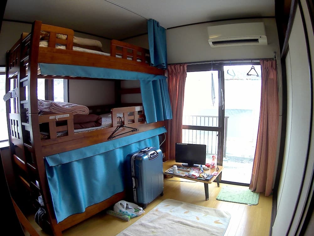 GUEST HOUSE IN AMAMI RYOUFUU - Hostel