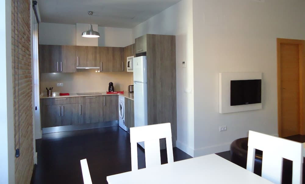 Apartamentos Turisticos Mauror