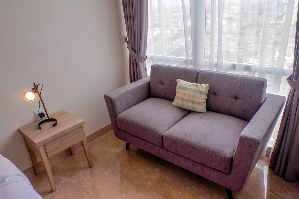 New Furnished Studio Menteng Park Apartment