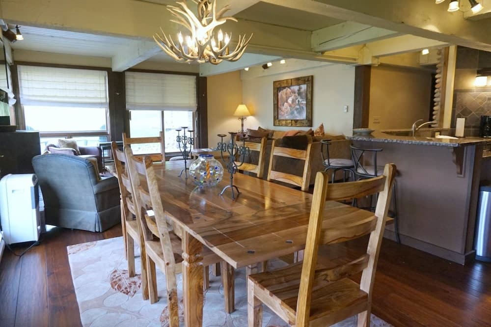 Snowmass Enclave 101