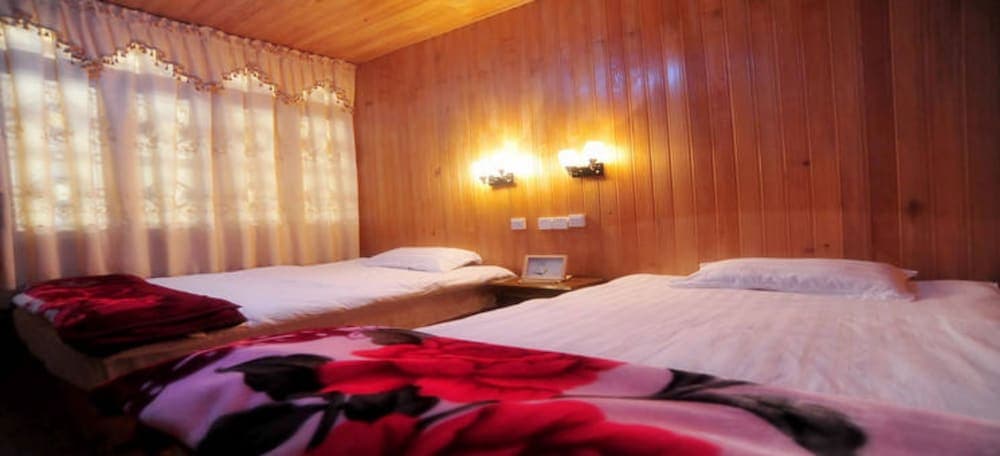 Tengchong Ginkgo Village Bencai Hotel