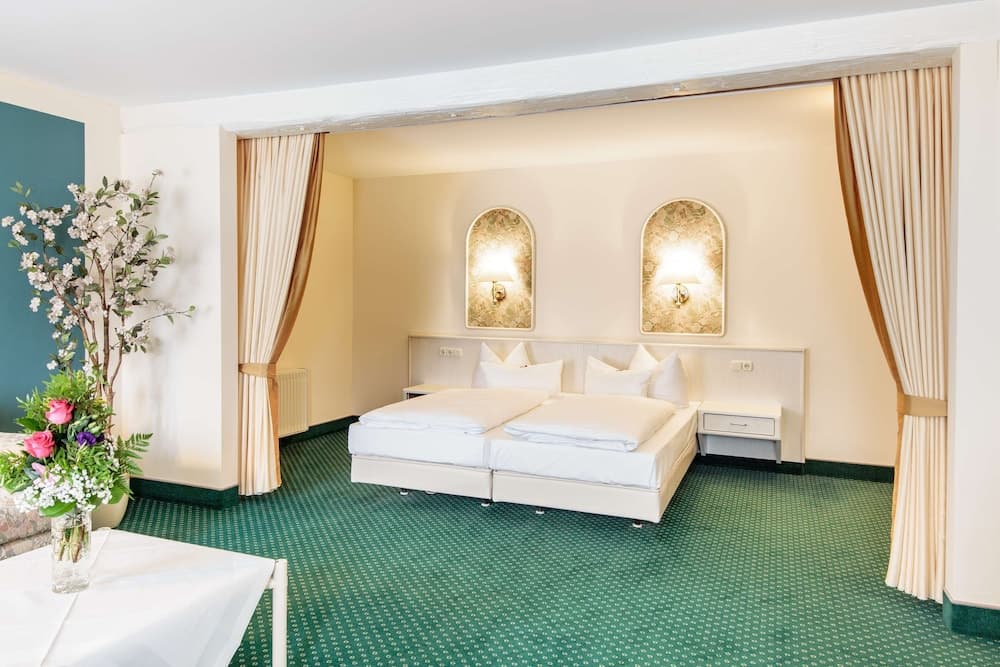 Arvena Reichsstadt Hotel