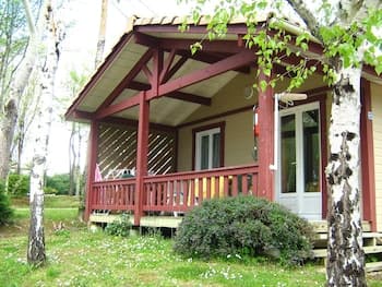 Camping Les Lacs de Courtes - Chalets
